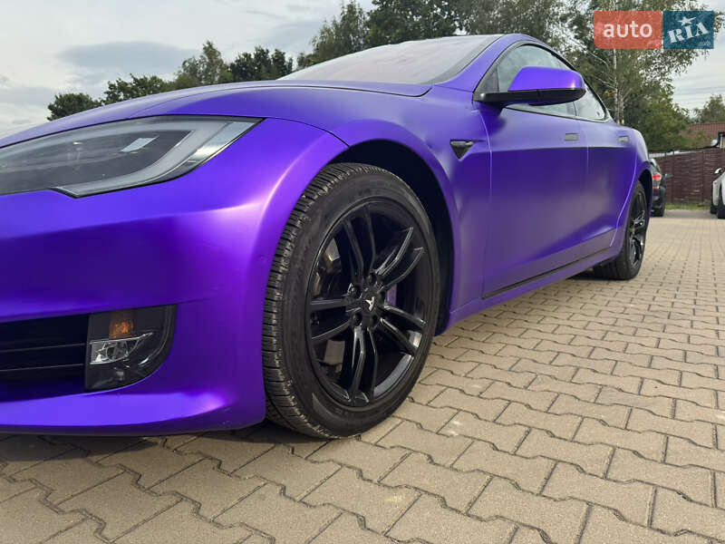 Ліфтбек Tesla Model S 2017 в Львові фото 4 Ліфтбек Tesla Model S 2017 в Львові