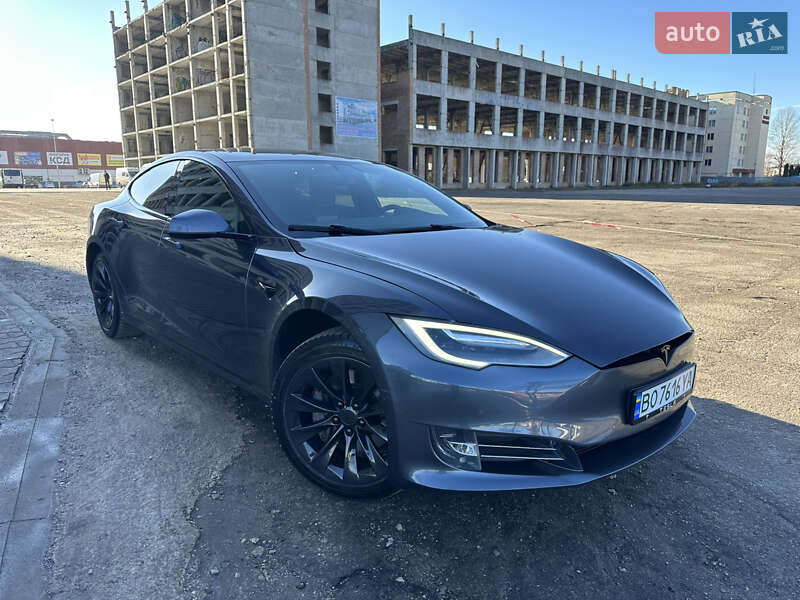 Лифтбек Tesla Model S 2017 в Тернополе фото 2 Лифтбек Tesla Model S 2017 в Тернополе