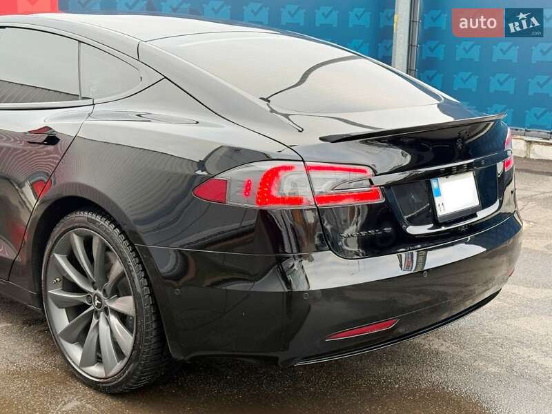Ліфтбек Tesla Model S 2019 в Києві фото 22 Ліфтбек Tesla Model S 2019 в Києві