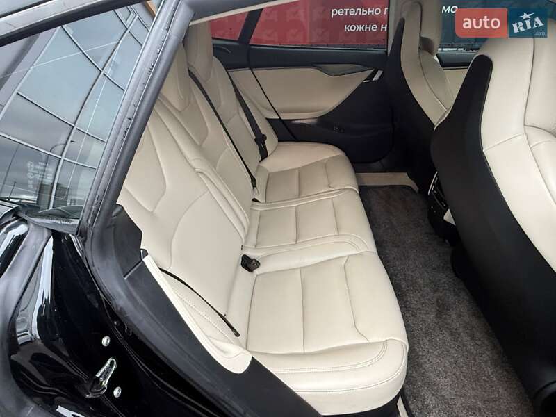 Ліфтбек Tesla Model S 2019 в Києві фото 66 Ліфтбек Tesla Model S 2019 в Києві