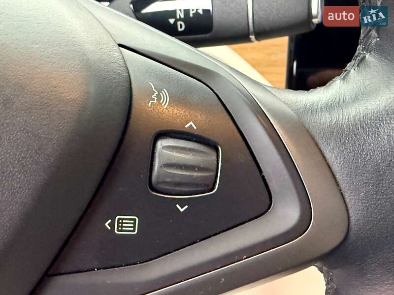 Ліфтбек Tesla Model S 2019 в Києві фото 80 Ліфтбек Tesla Model S 2019 в Києві