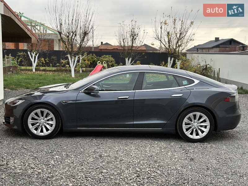 Ліфтбек Tesla Model S 2016 в Ужгороді фото 14 Ліфтбек Tesla Model S 2016 в Ужгороді