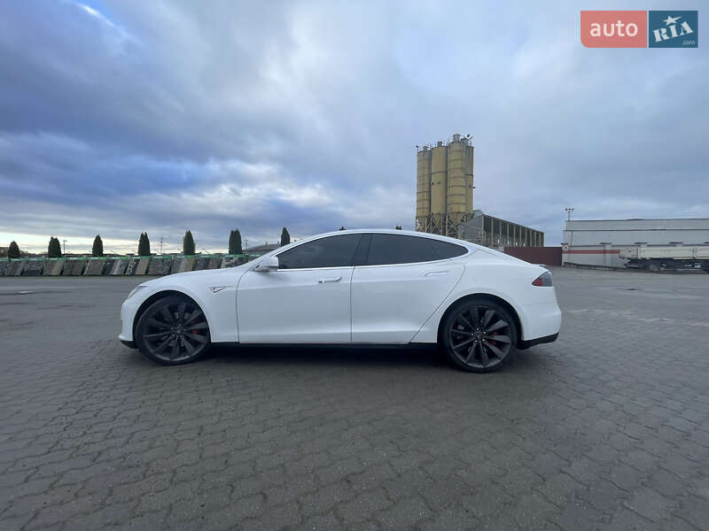 Лифтбек Tesla Model S 2014 в Львове фото 9 Лифтбек Tesla Model S 2014 в Львове