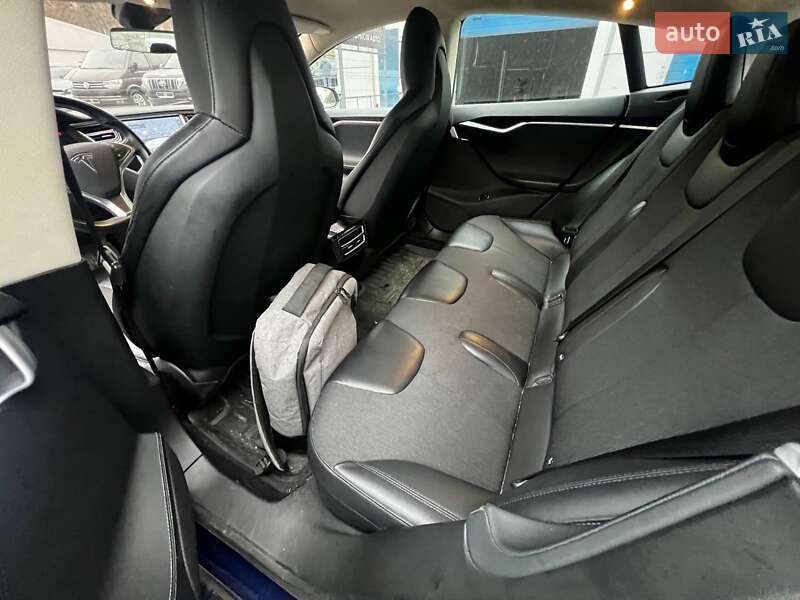 Лифтбек Tesla Model S 2015 в Днепре фото 5 Лифтбек Tesla Model S 2015 в Днепре