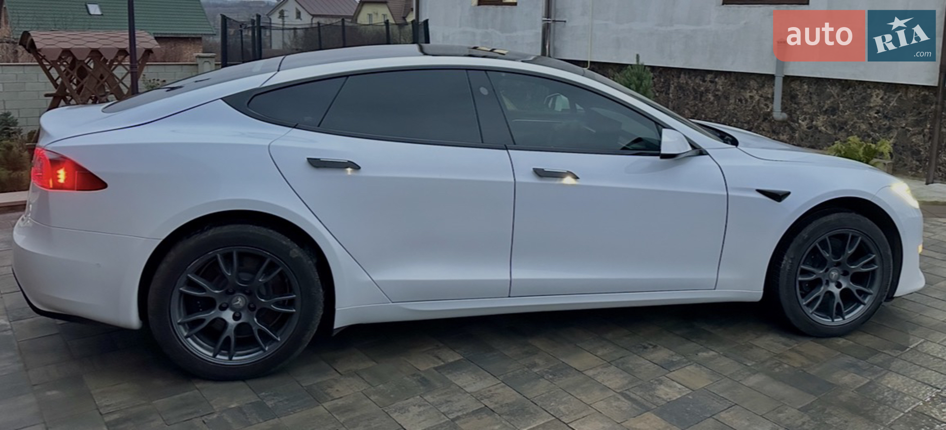 2021 Tesla Model S - мініатюра 25