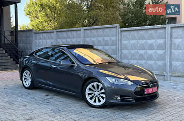Ліфтбек Tesla Model S 2015 в Рівному
