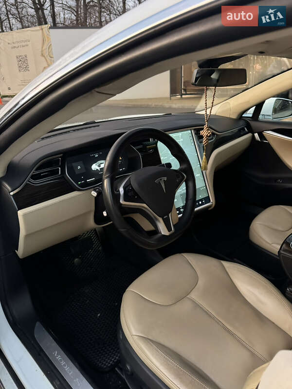 Ліфтбек Tesla Model S 2014 в Києві фото 7 Ліфтбек Tesla Model S 2014 в Києві