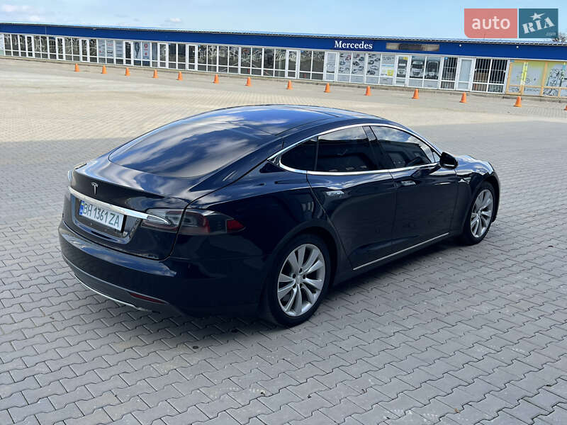 Ліфтбек Tesla Model S 2014 в Одесі