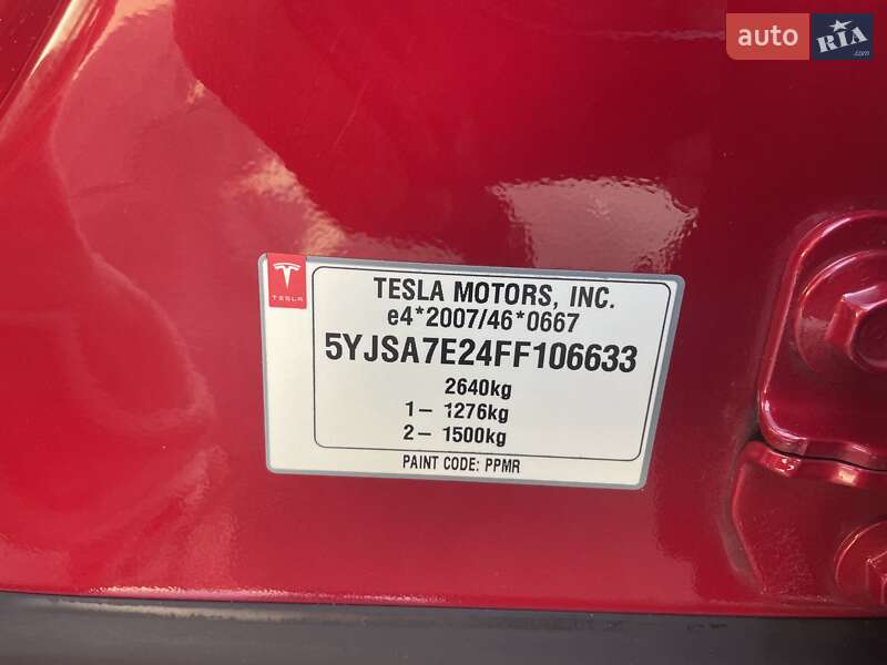 Ліфтбек Tesla Model S 2015 в Львові фото 24 Ліфтбек Tesla Model S 2015 в Львові