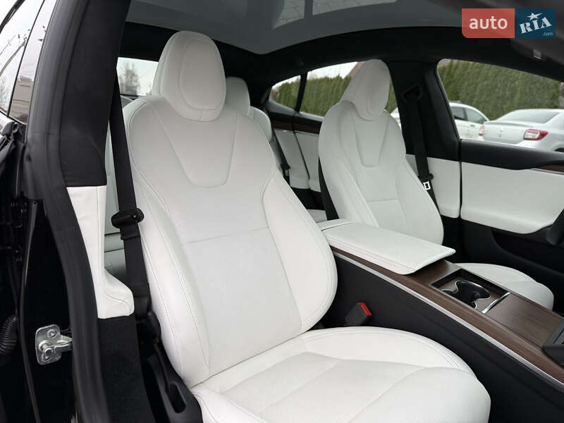 Ліфтбек Tesla Model S 2023 в Стрию фото 44 Ліфтбек Tesla Model S 2023 в Стрию
