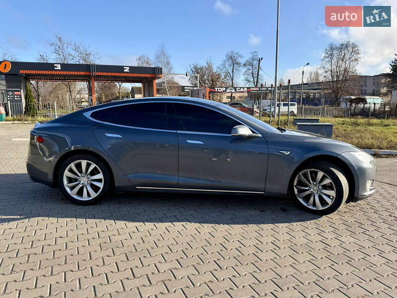 Лифтбек Tesla Model S 2013 в Сумах фото 6 Лифтбек Tesla Model S 2013 в Сумах