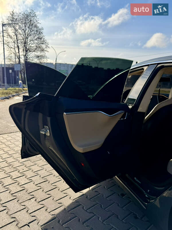 Лифтбек Tesla Model S 2013 в Сумах фото 10 Лифтбек Tesla Model S 2013 в Сумах