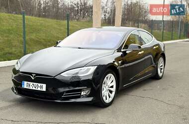 Ліфтбек Tesla Model S 2017 в Ірпені
