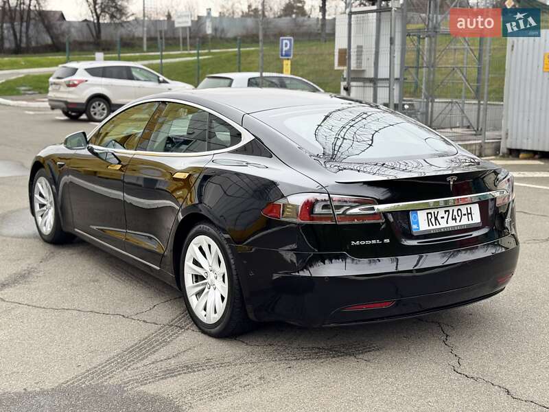 Лифтбек Tesla Model S 2017 в Ирпене фото 7 Лифтбек Tesla Model S 2017 в Ирпене