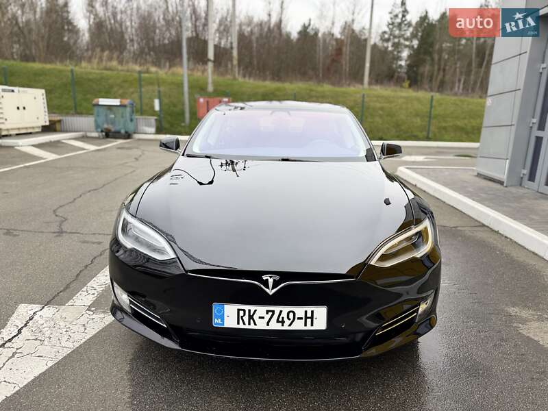 Лифтбек Tesla Model S 2017 в Ирпене фото 43 Лифтбек Tesla Model S 2017 в Ирпене