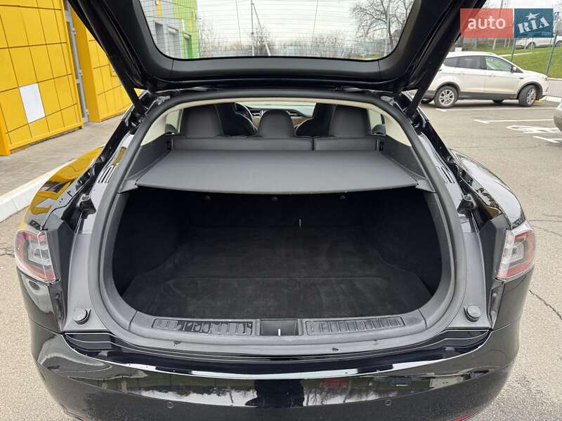 Лифтбек Tesla Model S 2017 в Ирпене фото 45 Лифтбек Tesla Model S 2017 в Ирпене