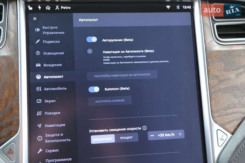 Ліфтбек Tesla Model S 2017 в Києві