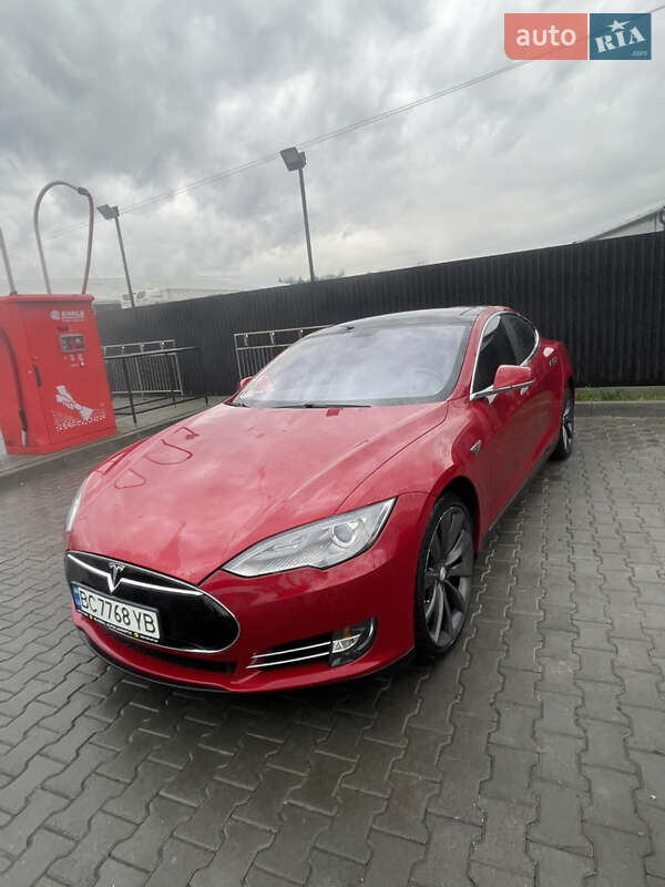 Ліфтбек Tesla Model S 2013 в Львові фото 22 Ліфтбек Tesla Model S 2013 в Львові
