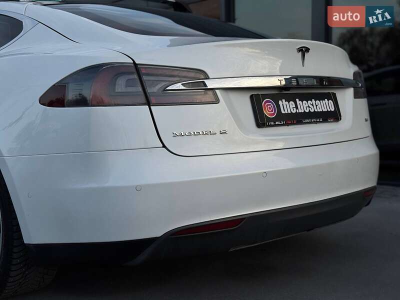 Ліфтбек Tesla Model S 2015 в Рівному фото 21 Ліфтбек Tesla Model S 2015 в Рівному