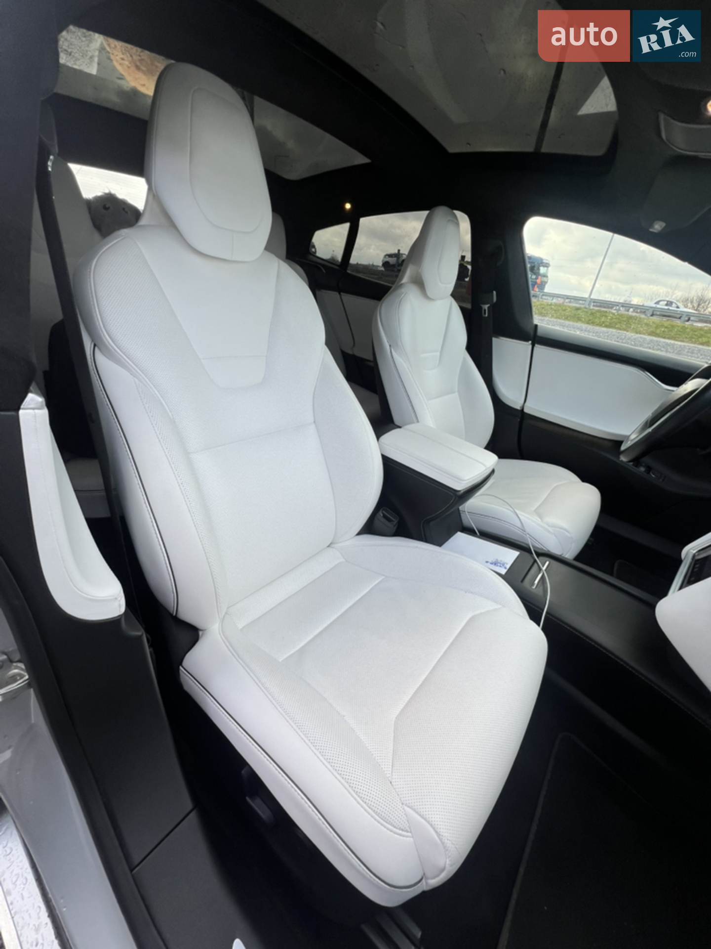 2017 Tesla Model S - мініатюра 9