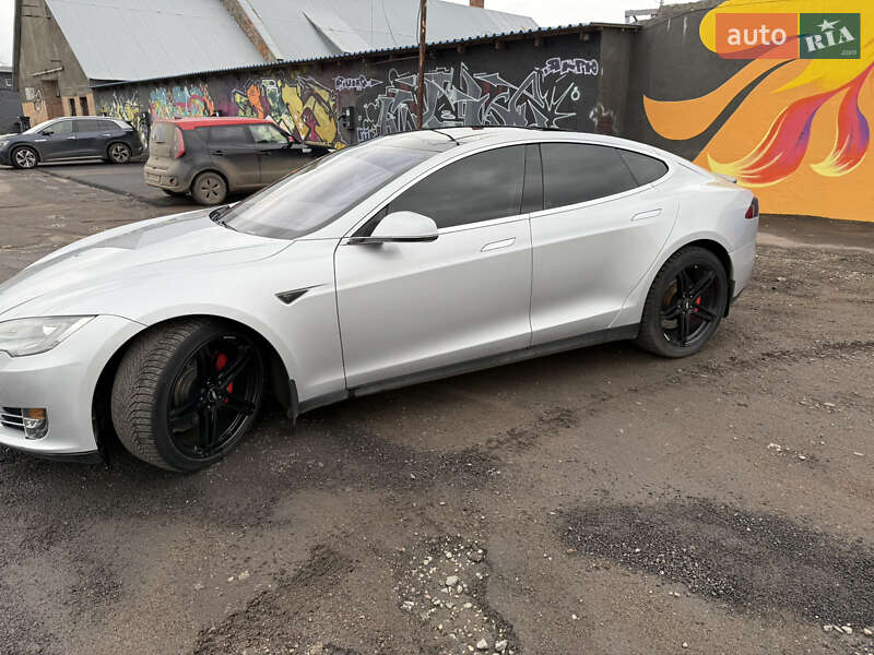 Лифтбек Tesla Model S 2014 в Житомире фото 6 Лифтбек Tesla Model S 2014 в Житомире