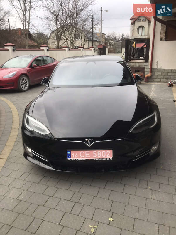 Ліфтбек Tesla Model S 2018 в Львові фото 2 Ліфтбек Tesla Model S 2018 в Львові