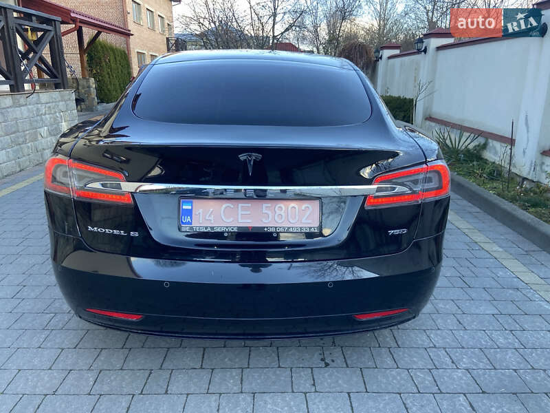 Ліфтбек Tesla Model S 2018 в Львові фото 18 Ліфтбек Tesla Model S 2018 в Львові