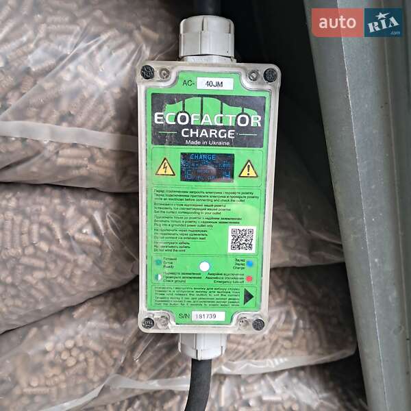 Ліфтбек Tesla Model S 2014 в Вінниці