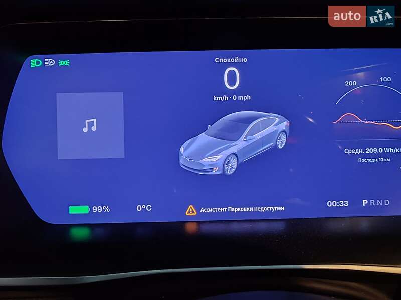 Лифтбек Tesla Model S 2017 в Виннице