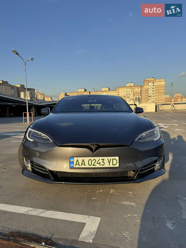 Tesla Model S 2019 Tesla Model S 2019