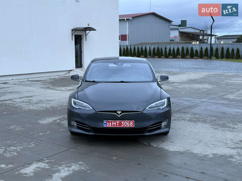 Лифтбек Tesla Model S 2016 в Луцке фото 6 Лифтбек Tesla Model S 2016 в Луцке