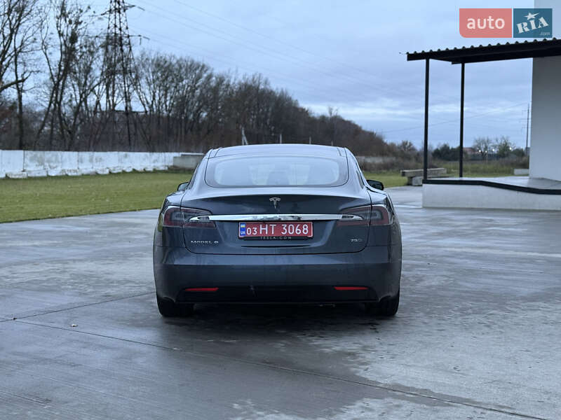 Лифтбек Tesla Model S 2016 в Луцке фото 13 Лифтбек Tesla Model S 2016 в Луцке