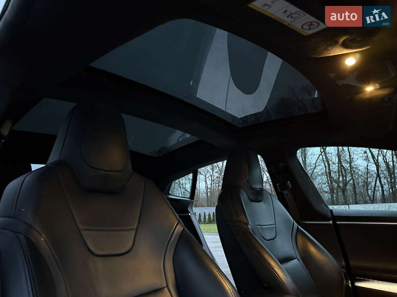 Лифтбек Tesla Model S 2016 в Луцке фото 42 Лифтбек Tesla Model S 2016 в Луцке