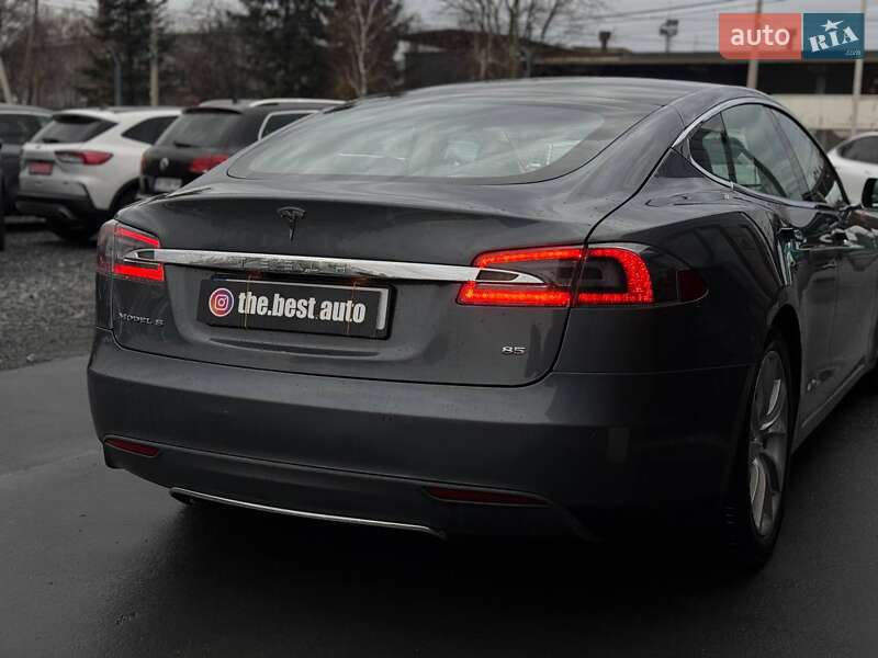 Лифтбек Tesla Model S 2014 в Ровно фото 18 Лифтбек Tesla Model S 2014 в Ровно