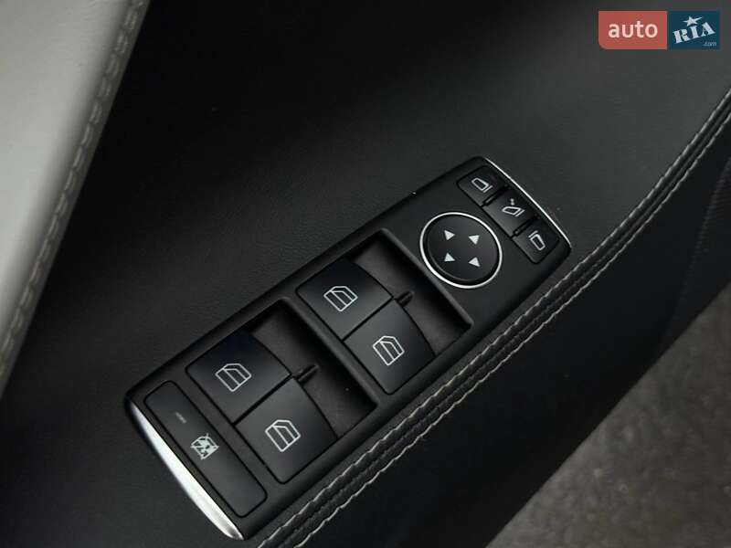 Лифтбек Tesla Model S 2014 в Ровно фото 24 Лифтбек Tesla Model S 2014 в Ровно