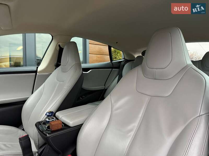 Лифтбек Tesla Model S 2014 в Ровно фото 31 Лифтбек Tesla Model S 2014 в Ровно