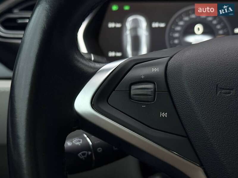 Лифтбек Tesla Model S 2014 в Ровно фото 33 Лифтбек Tesla Model S 2014 в Ровно
