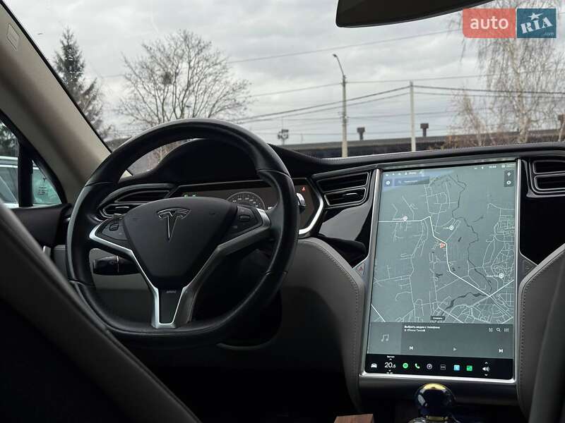 Лифтбек Tesla Model S 2014 в Ровно фото 50 Лифтбек Tesla Model S 2014 в Ровно