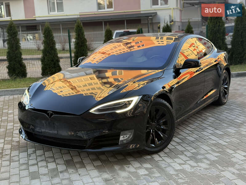 Tesla Model S 2017