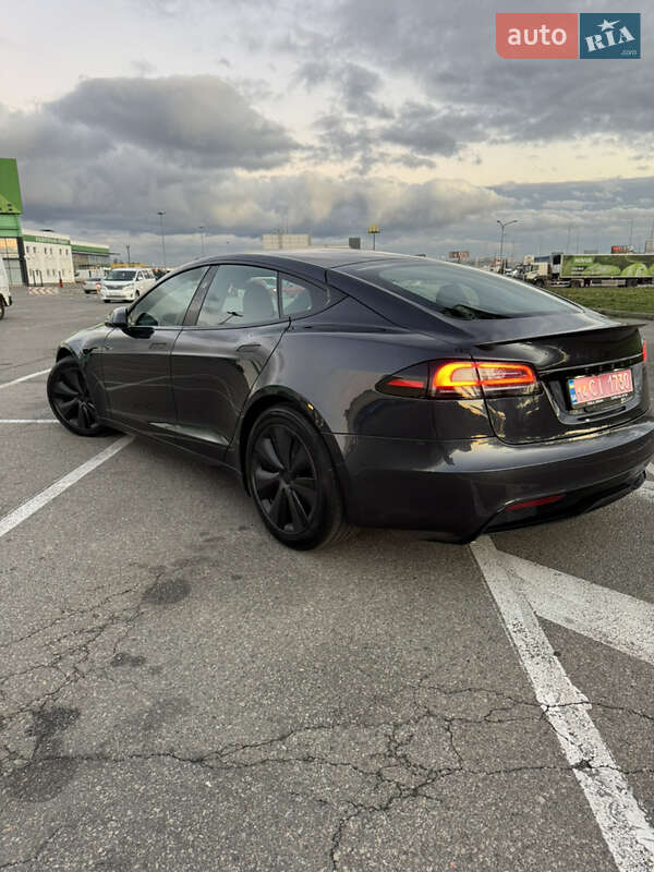 Лифтбек Tesla Model S 2023 в Киеве фото 6 Лифтбек Tesla Model S 2023 в Киеве