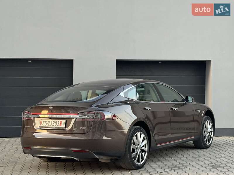 Лифтбек Tesla Model S 2014 в Тернополе фото 8 Лифтбек Tesla Model S 2014 в Тернополе