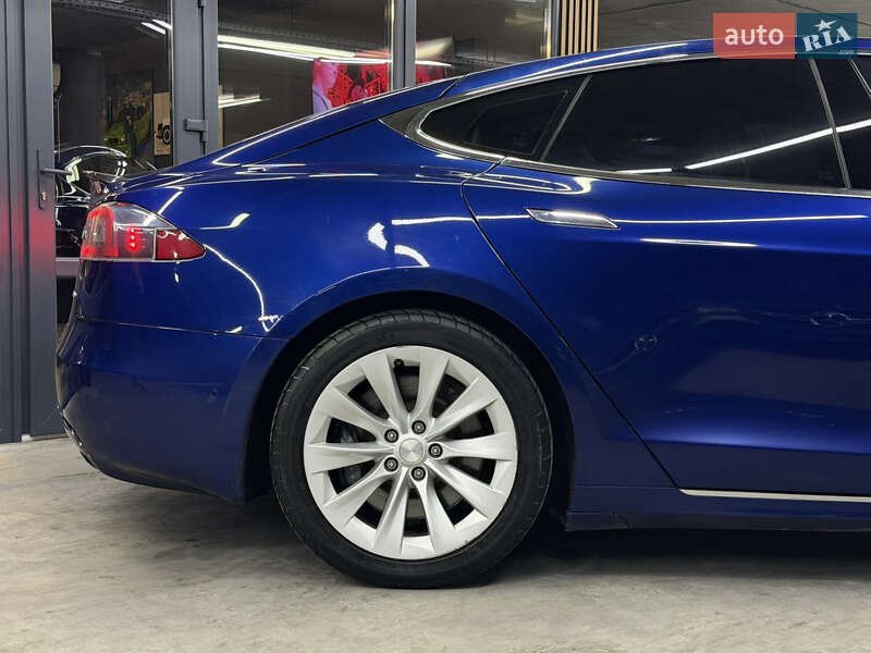 Лифтбек Tesla Model S 2016 в Одессе фото 18 Лифтбек Tesla Model S 2016 в Одессе