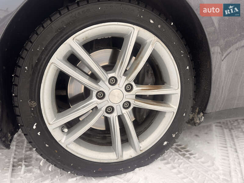 Лифтбек Tesla Model S 2016 в Львове фото 18 Лифтбек Tesla Model S 2016 в Львове