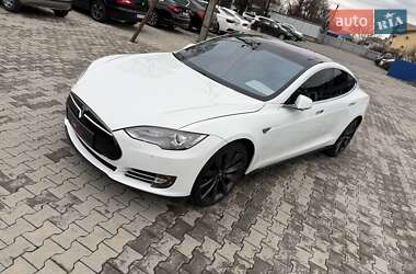 Лифтбек Tesla Model S 2014 в Ужгороде