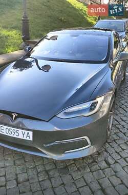 Лифтбек Tesla Model S 2013 в Киеве