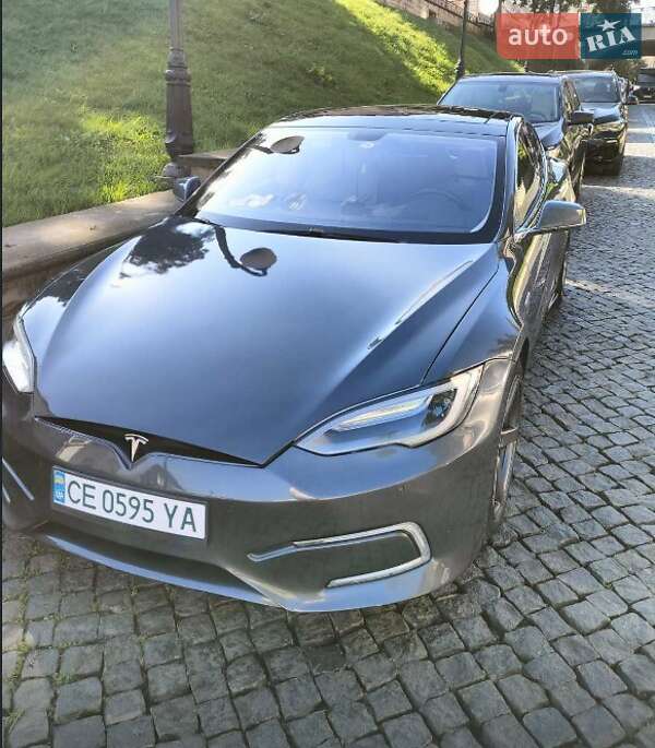 Лифтбек Tesla Model S 2013 в Киеве