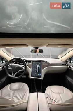 Лифтбек Tesla Model S 2013 в Киеве