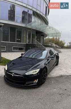 Ліфтбек Tesla Model S 2014 в Запоріжжі