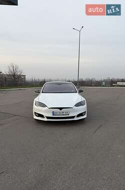 Ліфтбек Tesla Model S 2015 в Харкові