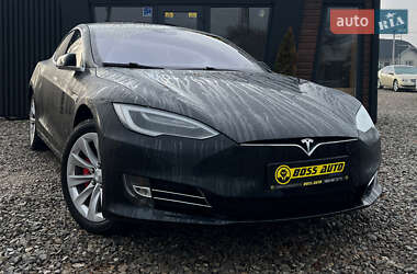 Лифтбек Tesla Model S 2016 в Коломые